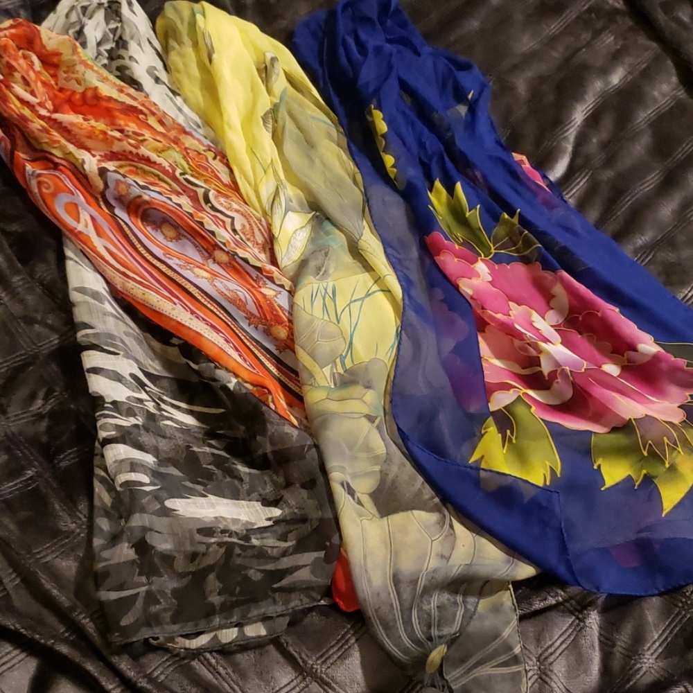 NWOT Bundle of Lightweight Scarves
